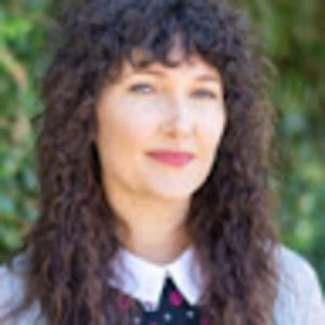 Meet your Posher, Danyelle